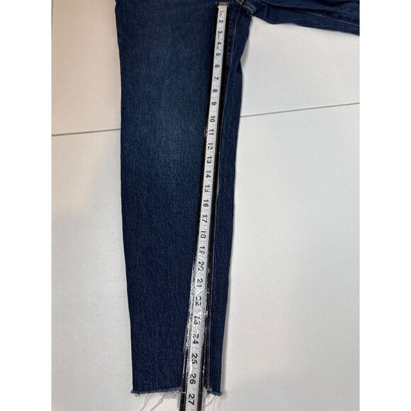 Old Navy Women’s 4 High Rise OG Straight Jeans Secret Smooth Pockets - Picture 6 of 8